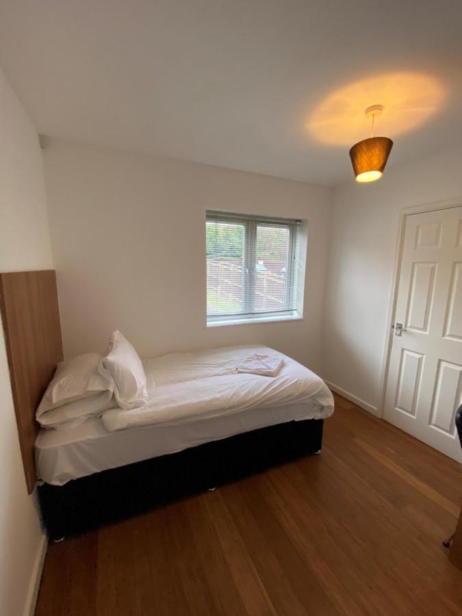 Contractors Guest House High Wycombe Exterior foto
