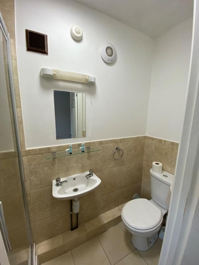 Contractors Guest House High Wycombe Exterior foto