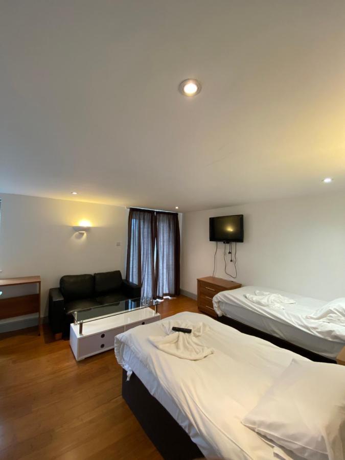 Contractors Guest House High Wycombe Exterior foto